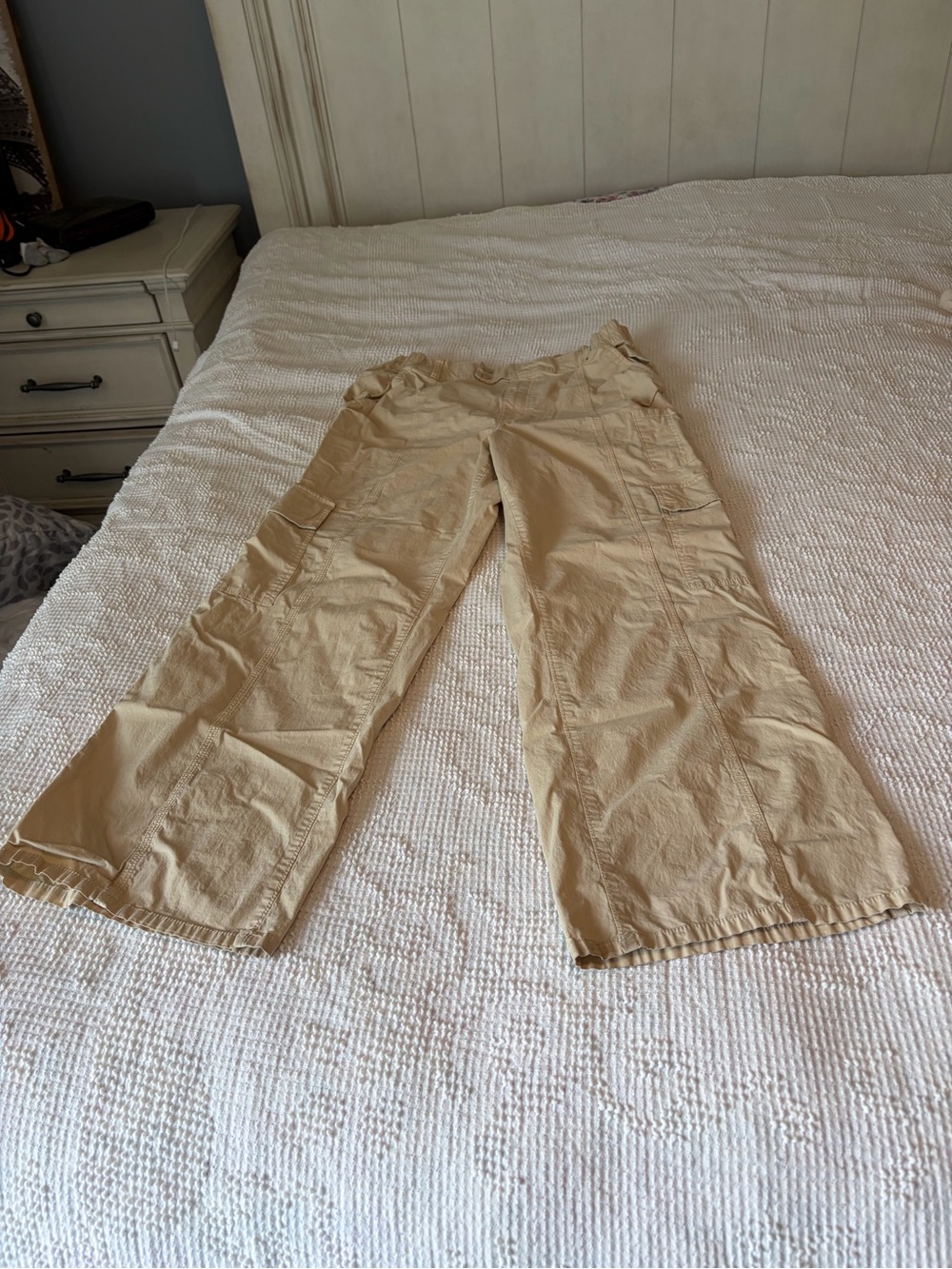 SO Women’s Cargo Wide-Leg Pants in Khaki